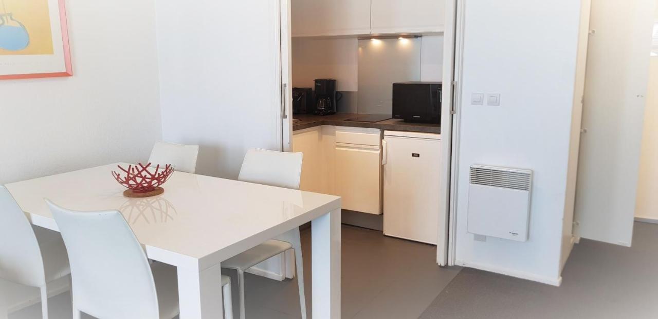 Apartamento de 1 dormitorio con vistas al mar